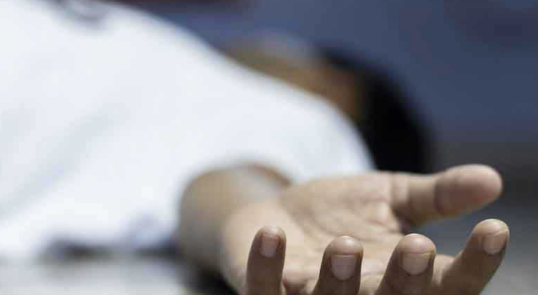 Telangana: Wife murdered for not having children. Keeping the body in the house for several days will cause it to stink.