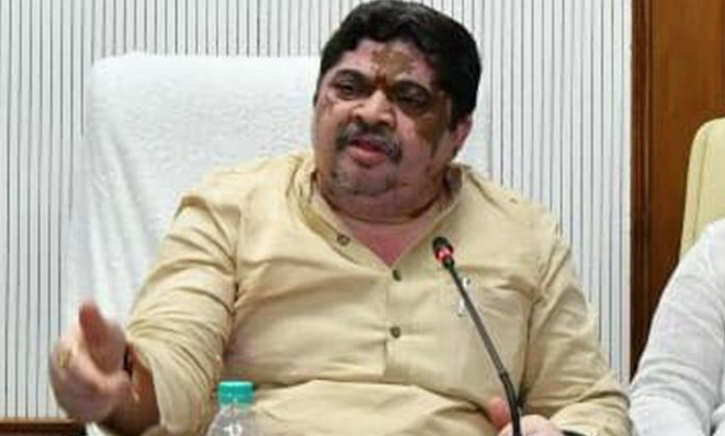Ready for talks with RTC workers: Minister Ponnam
